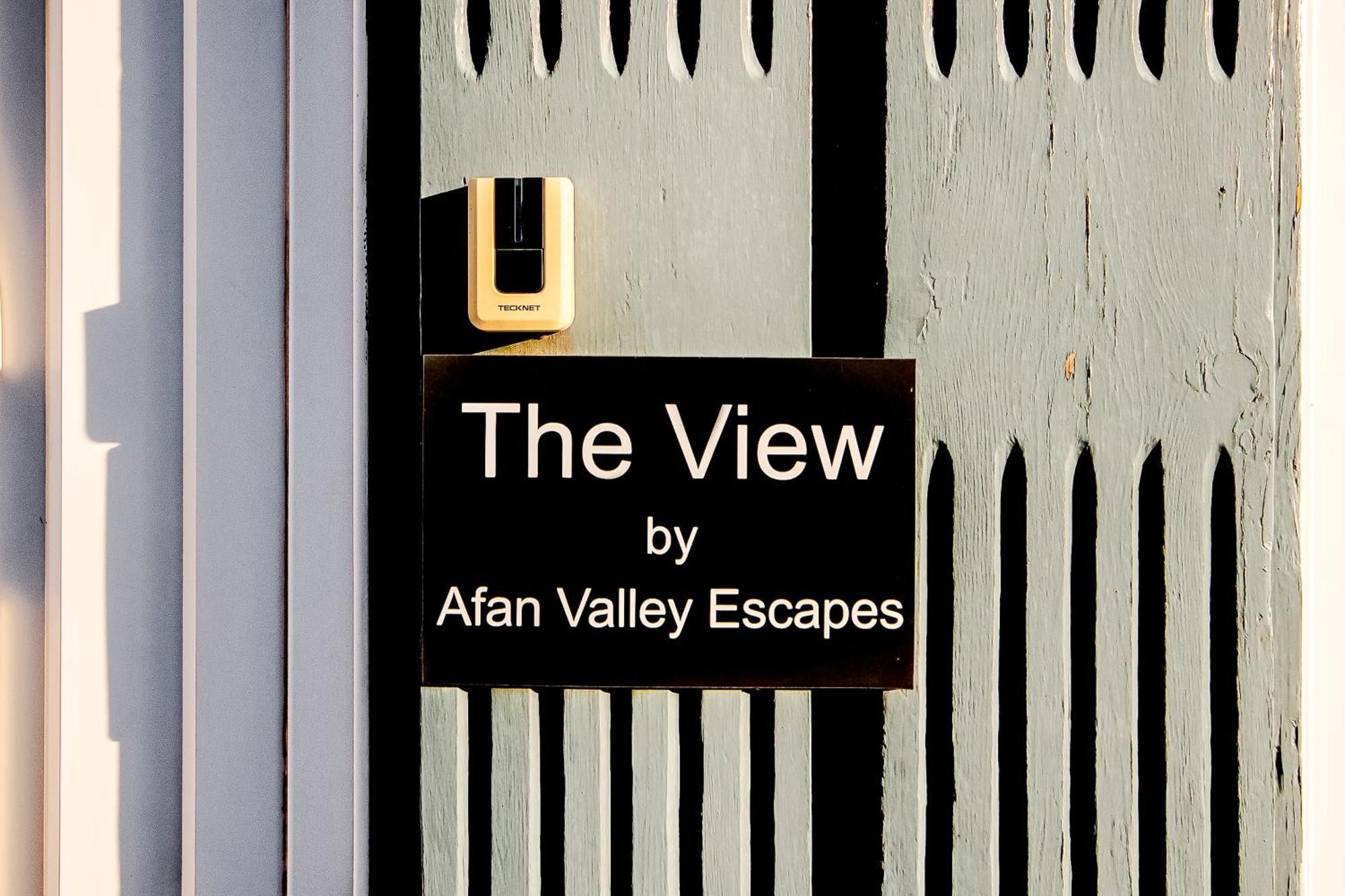 The View Spacious Apartment In Afan Forest Bike Park By Staystaycations 塔尔伯特港 外观 照片