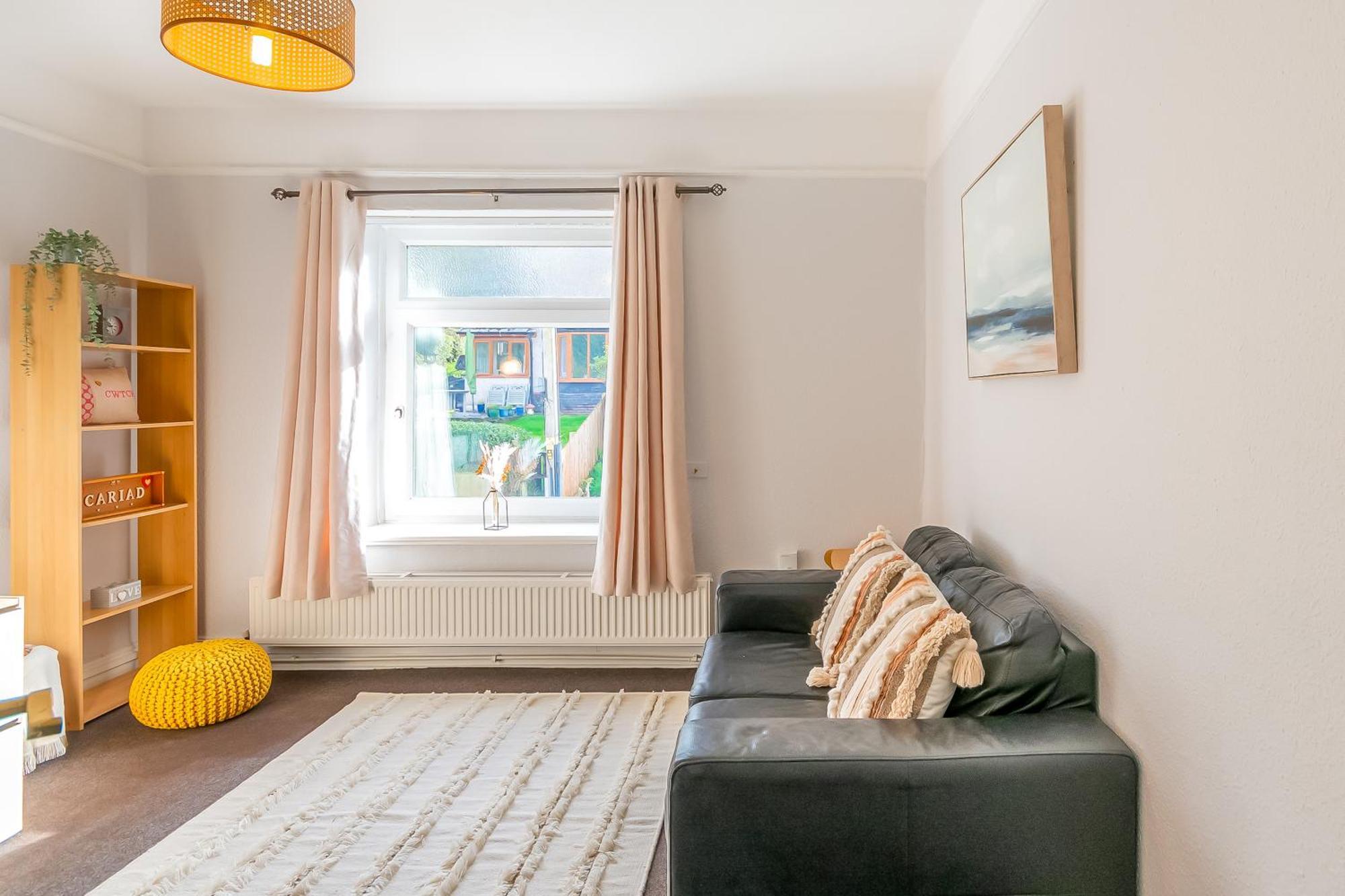 The View Spacious Apartment In Afan Forest Bike Park By Staystaycations 塔尔伯特港 外观 照片