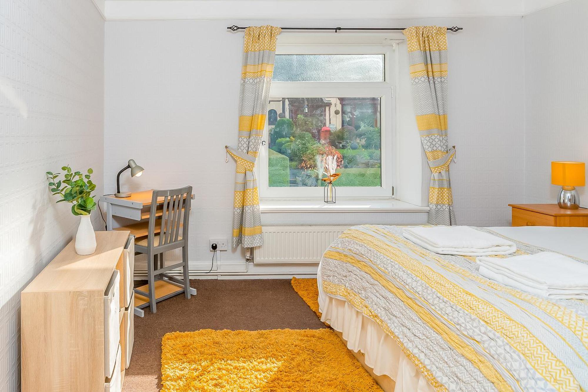 The View Spacious Apartment In Afan Forest Bike Park By Staystaycations 塔尔伯特港 外观 照片